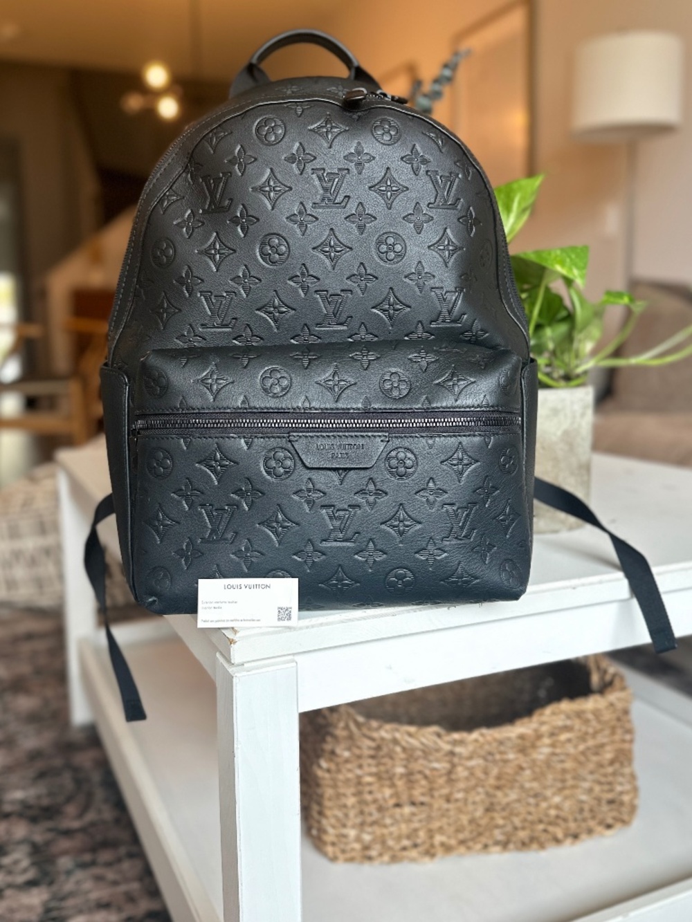 Louis Vuitton black leather bag! The Discover backpack pm